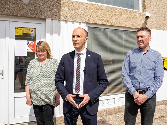 Detalj otvaranja pošte u Ličkom Osiku                                                                                                                                                                                                                     